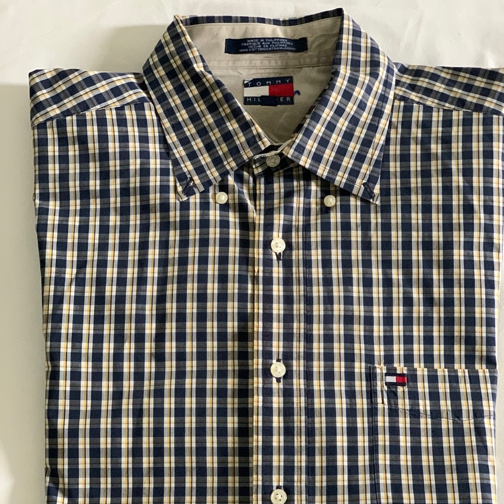 Tommy Hilfiger 100% cotton blue yellow str. button down Long  sleeve dress shirt